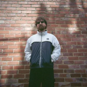 Hollywood Real Thoughts Let Ambient and Breakbeat Collide on "I'm A Fish, You Are the Ocean"
