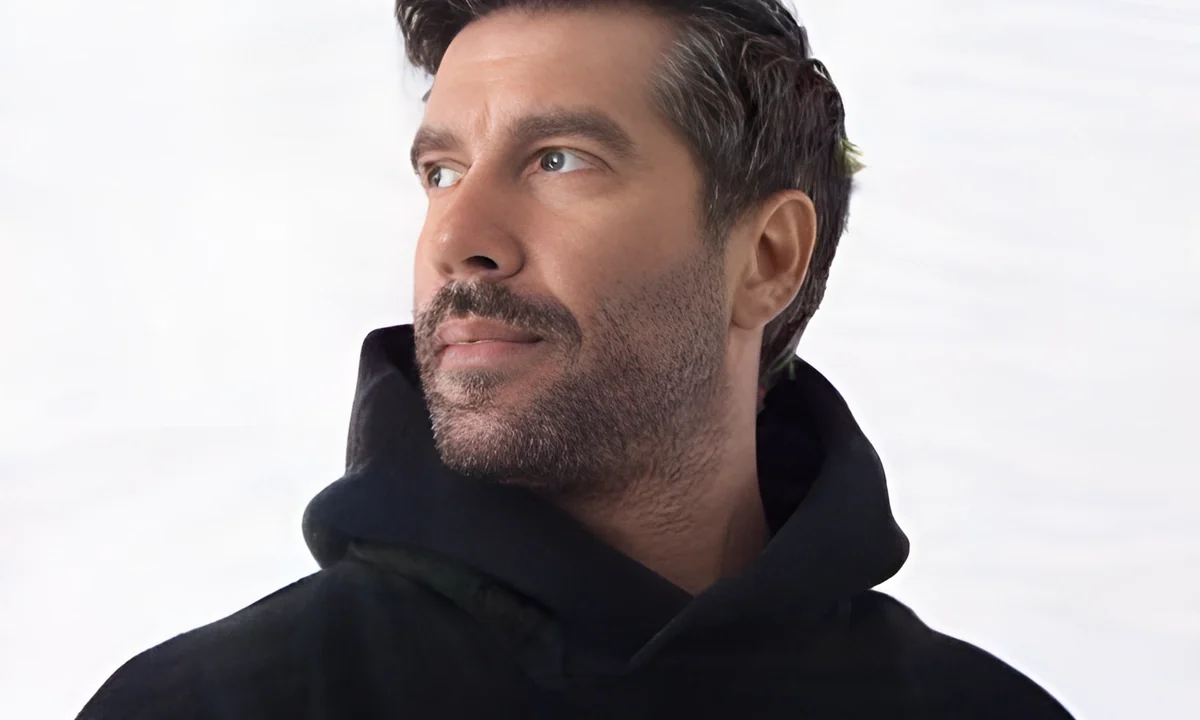 Vincent Nova Trance Single Bay of Fires Chases the Lift off Feeling