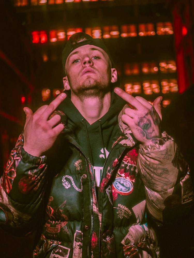 BLiTz Sk Assembles Tu Locura From Lithuanian Verses, Spanish Trap and a 70 BPM Pulse