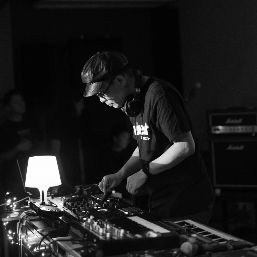 Longing Protocol Remix: Hior Chronik Puts Analogue Warmth in DJ Wei's Signal Chain